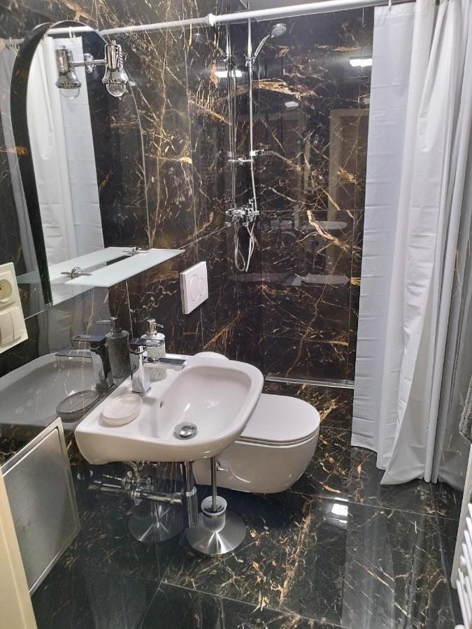 Lubert Apartmany S.R.O Prag Dış mekan fotoğraf