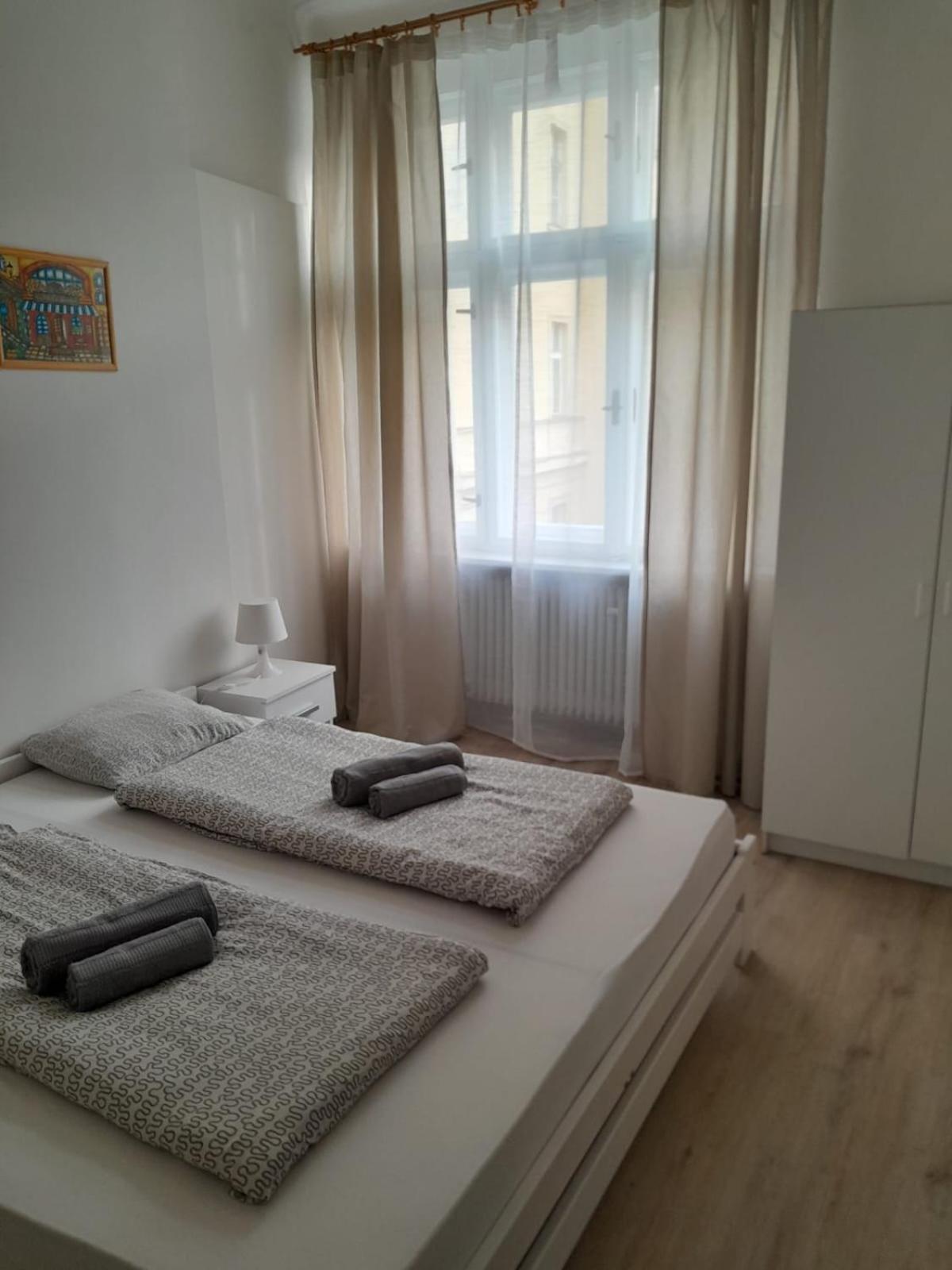 Lubert Apartmany S.R.O Prag Dış mekan fotoğraf