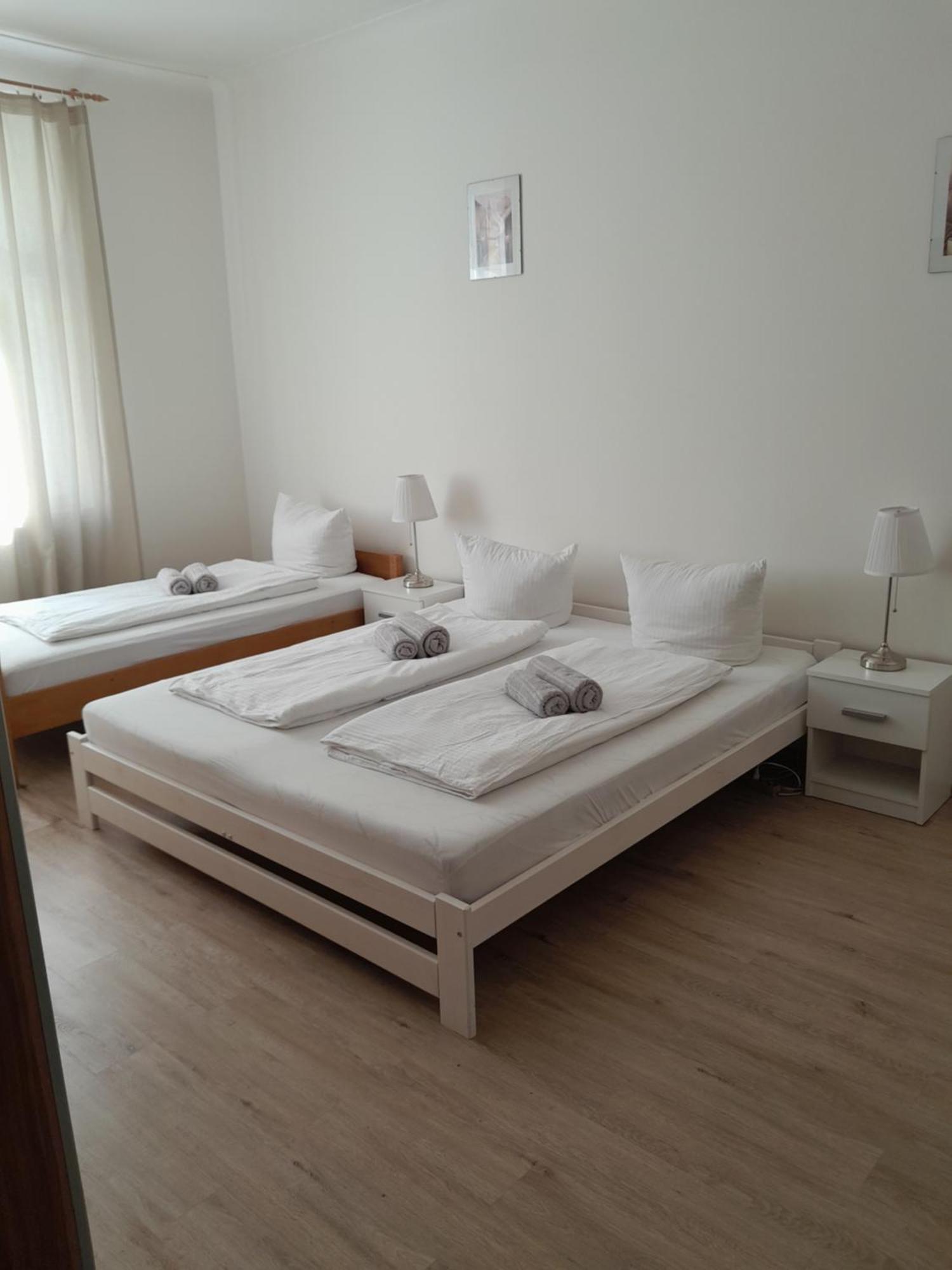 Lubert Apartmany S.R.O Prag Dış mekan fotoğraf